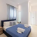 Amaris Mykonian *