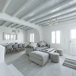 Amaris Mykonian * Ornos (Mykonos)